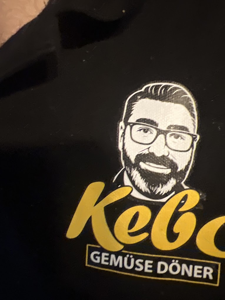Kebo Gemüse Döner Logo und Laden